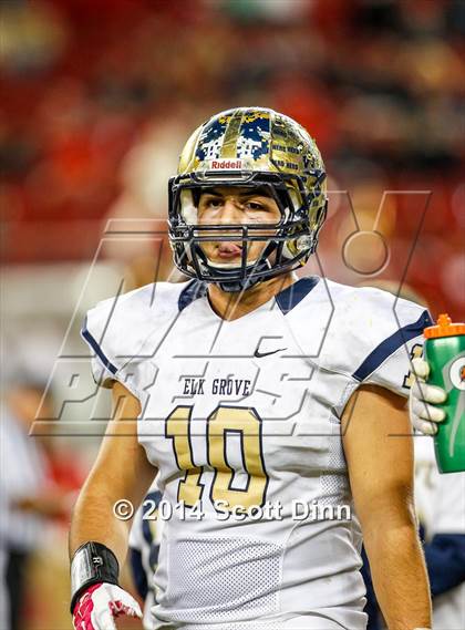 Thumbnail 2 in Jesuit vs. Elk Grove @ Levi's Stadium photogallery.