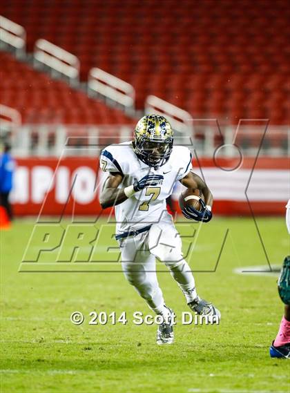Thumbnail 2 in Jesuit vs. Elk Grove @ Levi's Stadium photogallery.