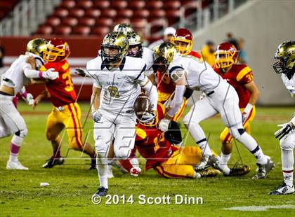 Thumbnail 1 in Jesuit vs. Elk Grove @ Levi's Stadium photogallery.