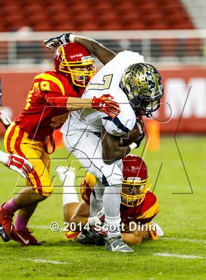 Thumbnail 2 in Jesuit vs. Elk Grove @ Levi's Stadium photogallery.