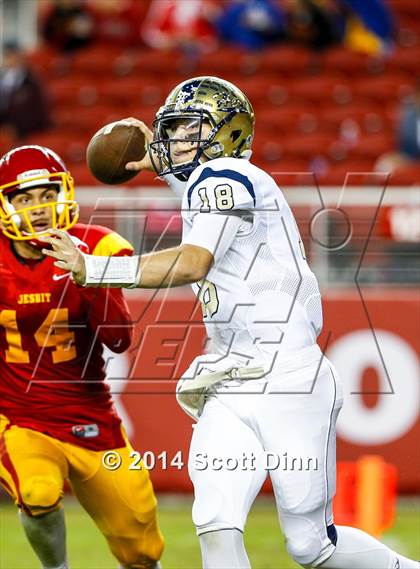 Thumbnail 3 in Jesuit vs. Elk Grove @ Levi's Stadium photogallery.