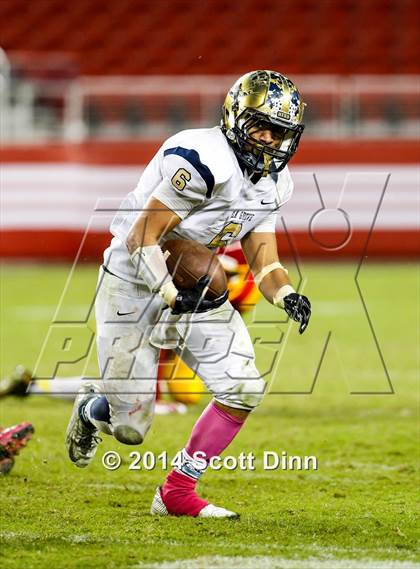 Thumbnail 3 in Jesuit vs. Elk Grove @ Levi's Stadium photogallery.