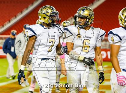 Thumbnail 2 in Jesuit vs. Elk Grove @ Levi's Stadium photogallery.