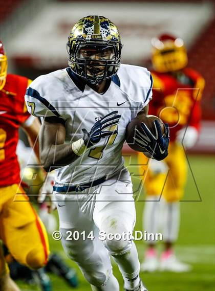 Thumbnail 1 in Jesuit vs. Elk Grove @ Levi's Stadium photogallery.