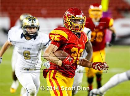 Thumbnail 2 in Jesuit vs. Elk Grove @ Levi's Stadium photogallery.