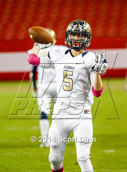 Thumbnail 1 in Jesuit vs. Elk Grove @ Levi's Stadium photogallery.