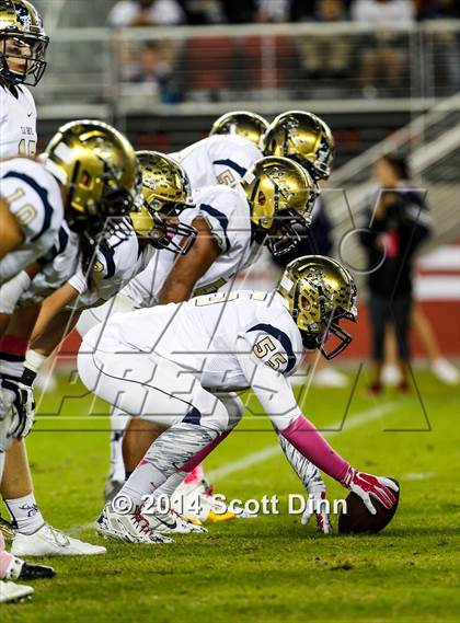 Thumbnail 2 in Jesuit vs. Elk Grove @ Levi's Stadium photogallery.