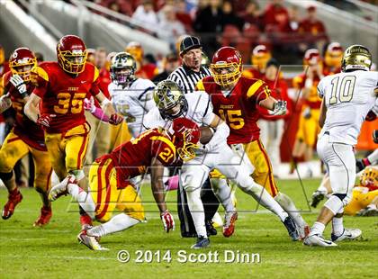 Thumbnail 3 in Jesuit vs. Elk Grove @ Levi's Stadium photogallery.