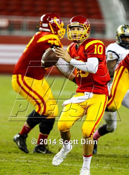 Thumbnail 2 in Jesuit vs. Elk Grove @ Levi's Stadium photogallery.