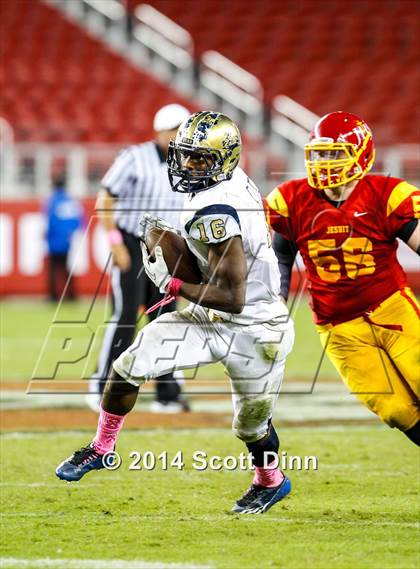 Thumbnail 1 in Jesuit vs. Elk Grove @ Levi's Stadium photogallery.