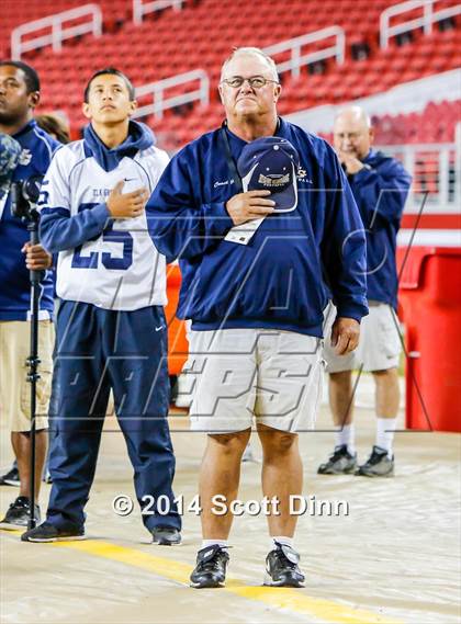Thumbnail 3 in Jesuit vs. Elk Grove @ Levi's Stadium photogallery.