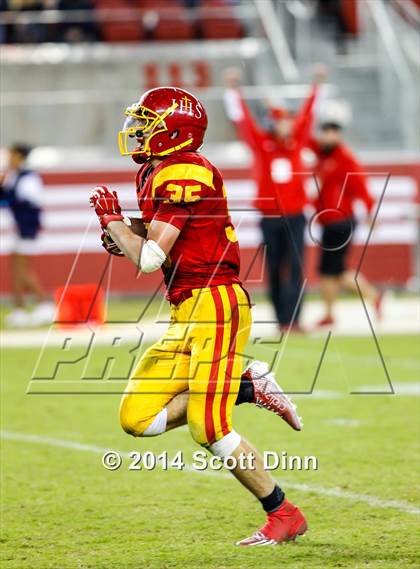 Thumbnail 3 in Jesuit vs. Elk Grove @ Levi's Stadium photogallery.