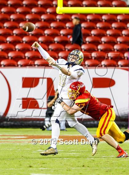 Thumbnail 3 in Jesuit vs. Elk Grove @ Levi's Stadium photogallery.