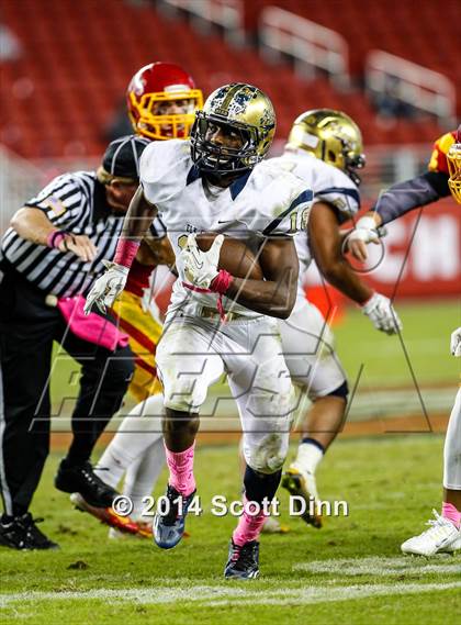 Thumbnail 1 in Jesuit vs. Elk Grove @ Levi's Stadium photogallery.