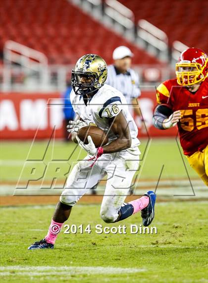 Thumbnail 2 in Jesuit vs. Elk Grove @ Levi's Stadium photogallery.