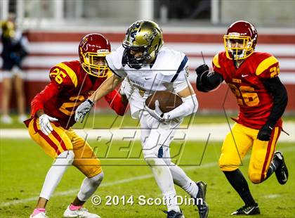 Thumbnail 2 in Jesuit vs. Elk Grove @ Levi's Stadium photogallery.