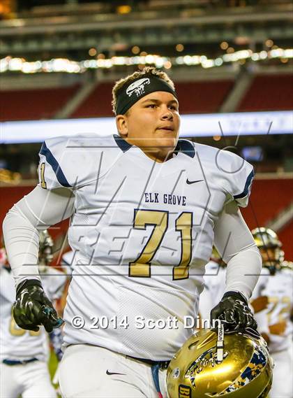 Thumbnail 1 in Jesuit vs. Elk Grove @ Levi's Stadium photogallery.