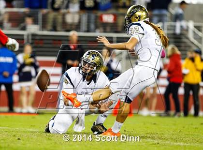 Thumbnail 3 in Jesuit vs. Elk Grove @ Levi's Stadium photogallery.