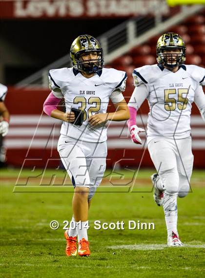 Thumbnail 1 in Jesuit vs. Elk Grove @ Levi's Stadium photogallery.