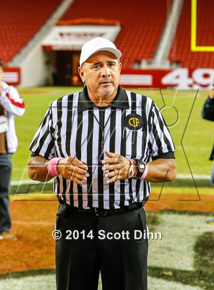 Thumbnail 2 in Jesuit vs. Elk Grove @ Levi's Stadium photogallery.