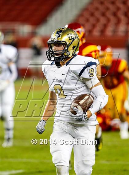 Thumbnail 2 in Jesuit vs. Elk Grove @ Levi's Stadium photogallery.