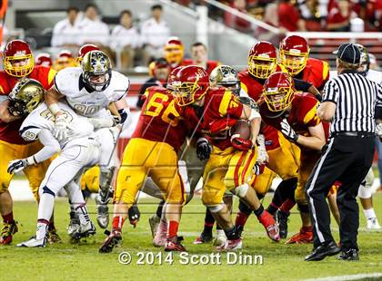 Thumbnail 3 in Jesuit vs. Elk Grove @ Levi's Stadium photogallery.