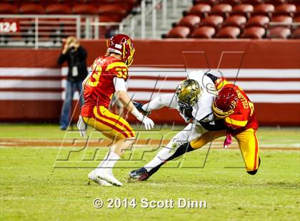 Thumbnail 3 in Jesuit vs. Elk Grove @ Levi's Stadium photogallery.