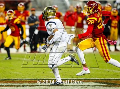 Thumbnail 2 in Jesuit vs. Elk Grove @ Levi's Stadium photogallery.