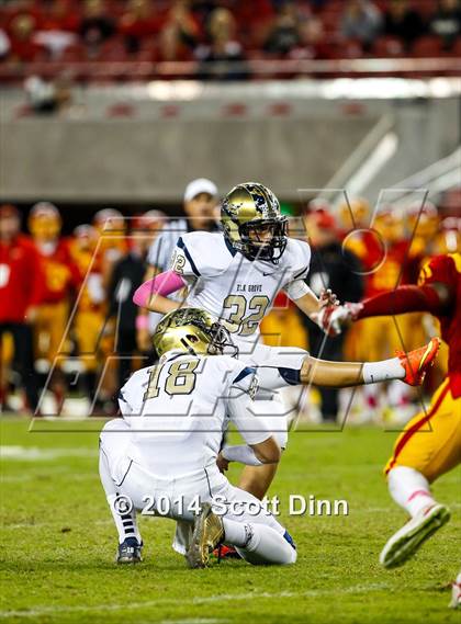 Thumbnail 2 in Jesuit vs. Elk Grove @ Levi's Stadium photogallery.