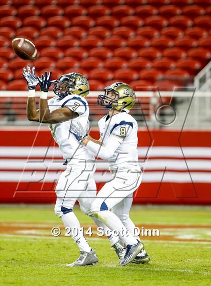 Thumbnail 2 in Jesuit vs. Elk Grove @ Levi's Stadium photogallery.