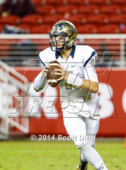 Thumbnail 2 in Jesuit vs. Elk Grove @ Levi's Stadium photogallery.