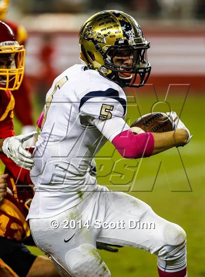 Thumbnail 1 in Jesuit vs. Elk Grove @ Levi's Stadium photogallery.