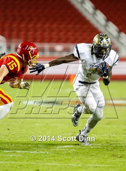 Thumbnail 1 in Jesuit vs. Elk Grove @ Levi's Stadium photogallery.