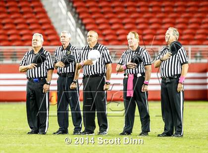 Thumbnail 3 in Jesuit vs. Elk Grove @ Levi's Stadium photogallery.