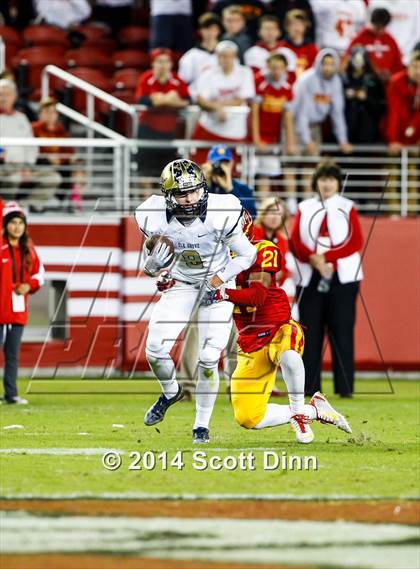Thumbnail 1 in Jesuit vs. Elk Grove @ Levi's Stadium photogallery.