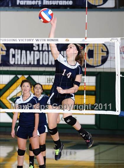 Thumbnail 1 in Branson vs. Tri-City Christian (CIF State D5 Final) photogallery.