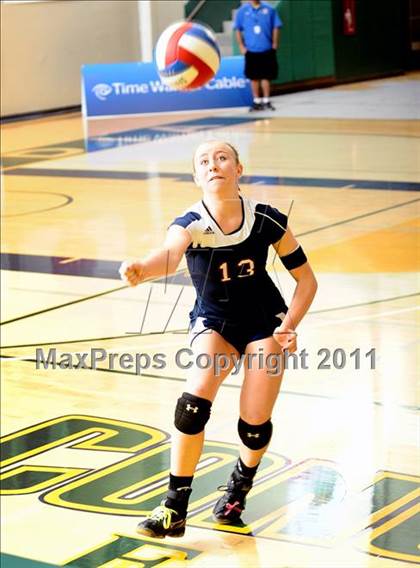 Thumbnail 3 in Branson vs. Tri-City Christian (CIF State D5 Final) photogallery.