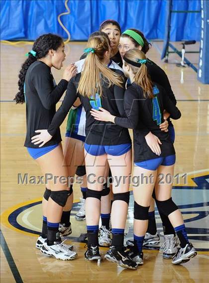 Thumbnail 1 in Branson vs. Tri-City Christian (CIF State D5 Final) photogallery.