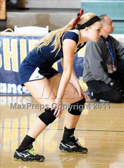 Thumbnail 2 in Branson vs. Tri-City Christian (CIF State D5 Final) photogallery.
