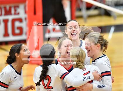 Thumbnail 3 in Grand Oaks vs. Dawson (KISD/CFISD Tournament) photogallery.