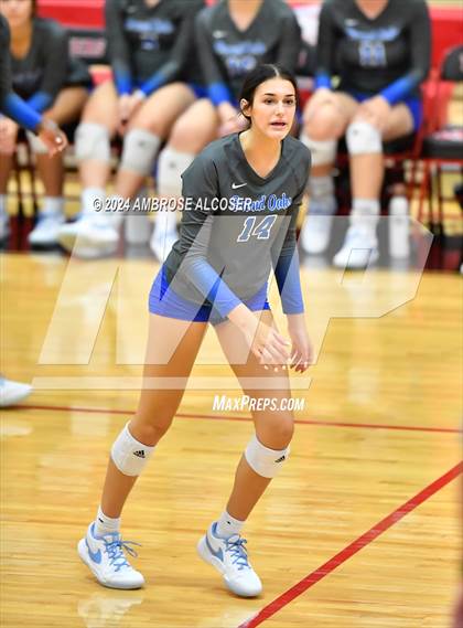 Thumbnail 1 in Grand Oaks vs. Dawson (KISD/CFISD Tournament) photogallery.