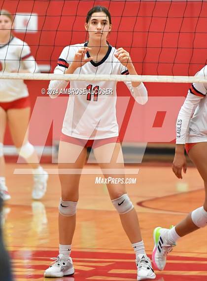Thumbnail 1 in Grand Oaks vs. Dawson (KISD/CFISD Tournament) photogallery.