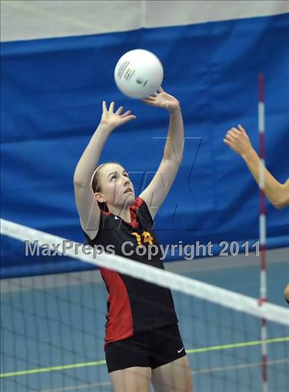 Thumbnail 2 in St. Mary's vs. St. Francis (CIF SJS D1 Final) photogallery.
