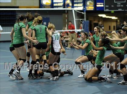 Thumbnail 2 in St. Mary's vs. St. Francis (CIF SJS D1 Final) photogallery.