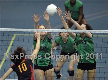 Thumbnail 3 in St. Mary's vs. St. Francis (CIF SJS D1 Final) photogallery.