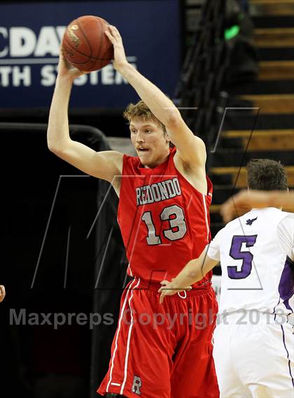 Thumbnail 1 in Redondo Union vs. College Park (CIF State D2 Final) photogallery.