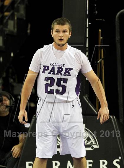 Thumbnail 3 in Redondo Union vs. College Park (CIF State D2 Final) photogallery.
