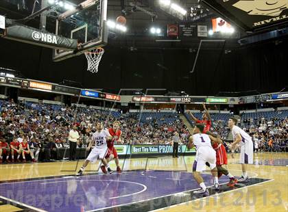 Thumbnail 3 in Redondo Union vs. College Park (CIF State D2 Final) photogallery.