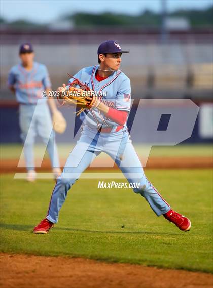 Thumbnail 1 in DeSoto Central @ Lewisburg photogallery.