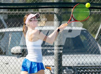 Thumbnail 3 in Rocklin vs Arroyo Grande photogallery.